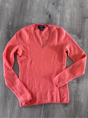 Lord & Taylor Women's Coral V-Neck 100% Cashmere Sweater
